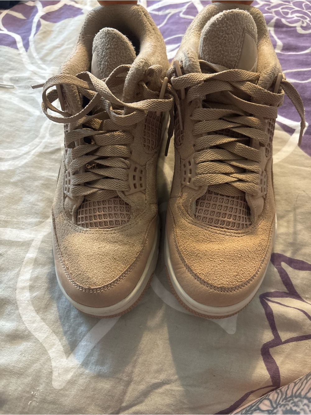 Jordan 4 Women's